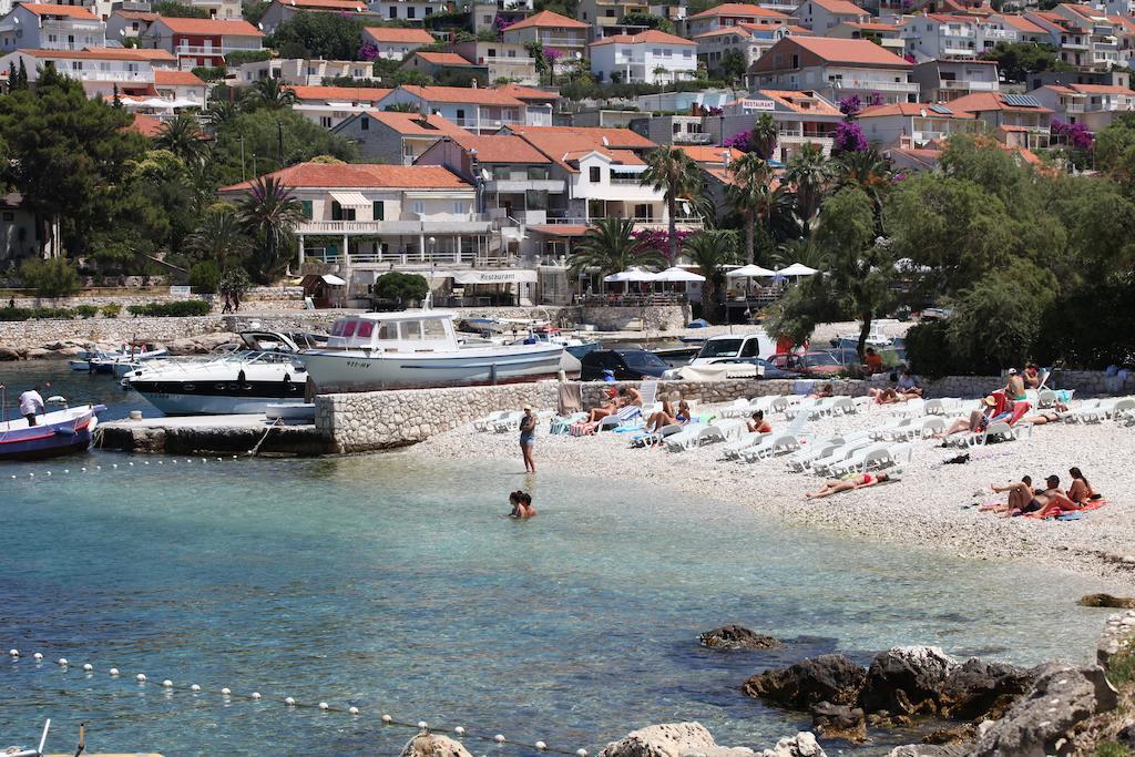 Relaxing Beach Holiday House Apartamento Hvar Town Exterior foto